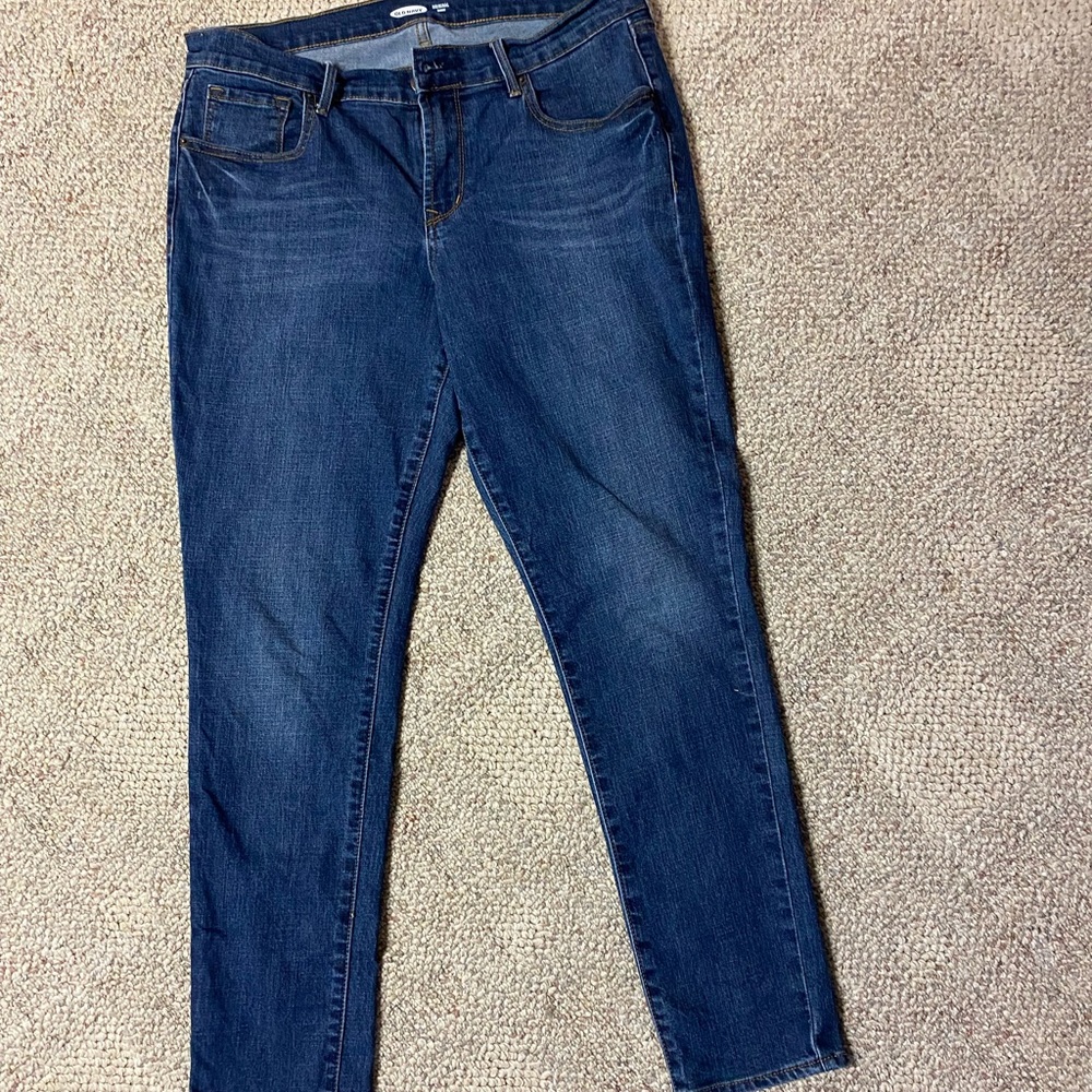 Old Navy jeans .. size 12